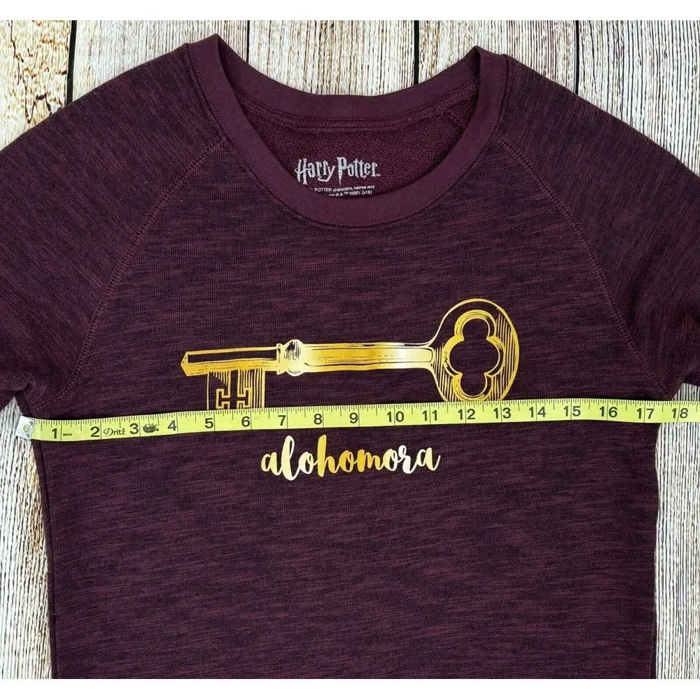 Harry Potter Alohamora‎ Sweatshirt Womens Medium Burgundy Long Sleeve Crew Neck